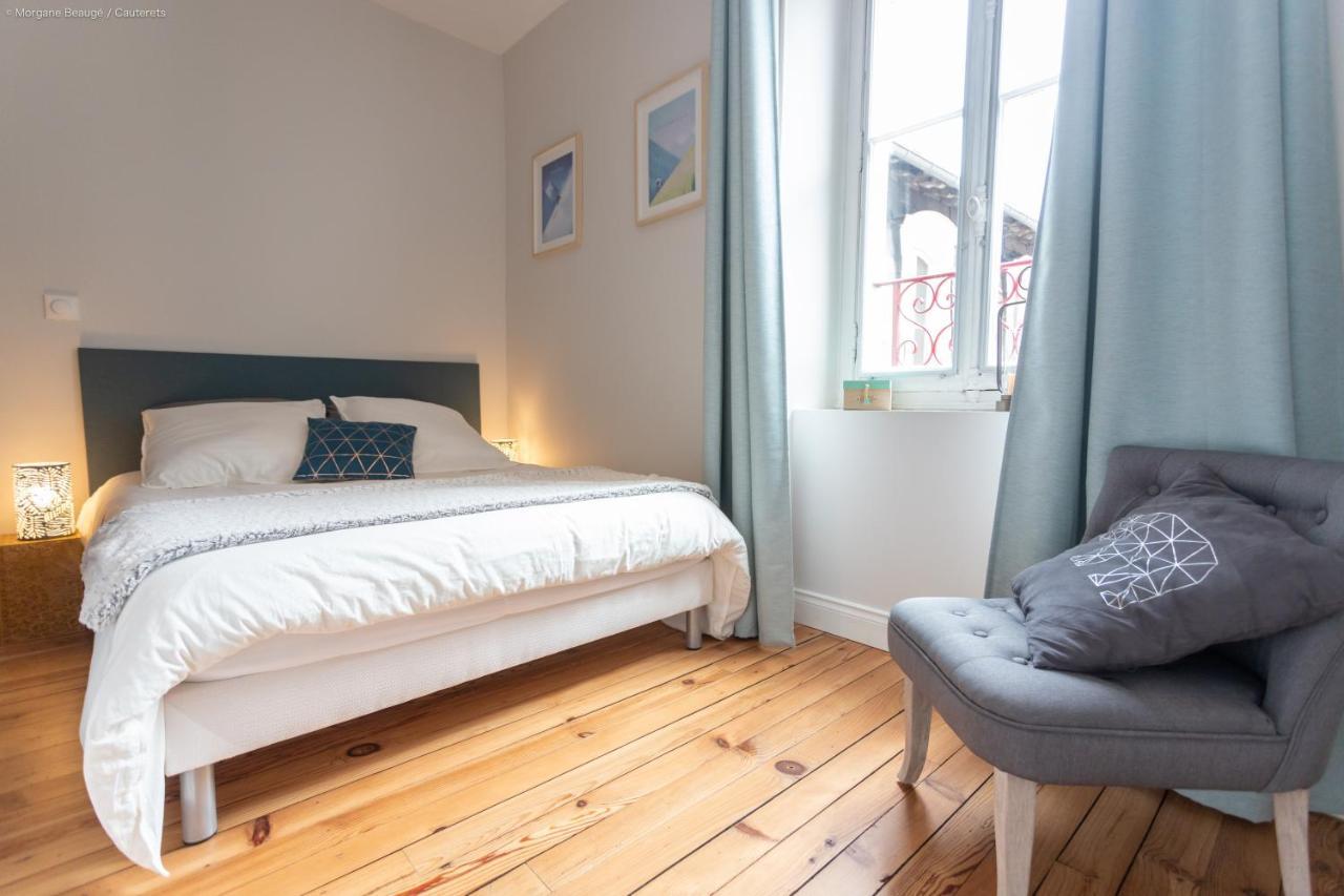 Au Dessus Des Toits Apartman Cauterets Kültér fotó