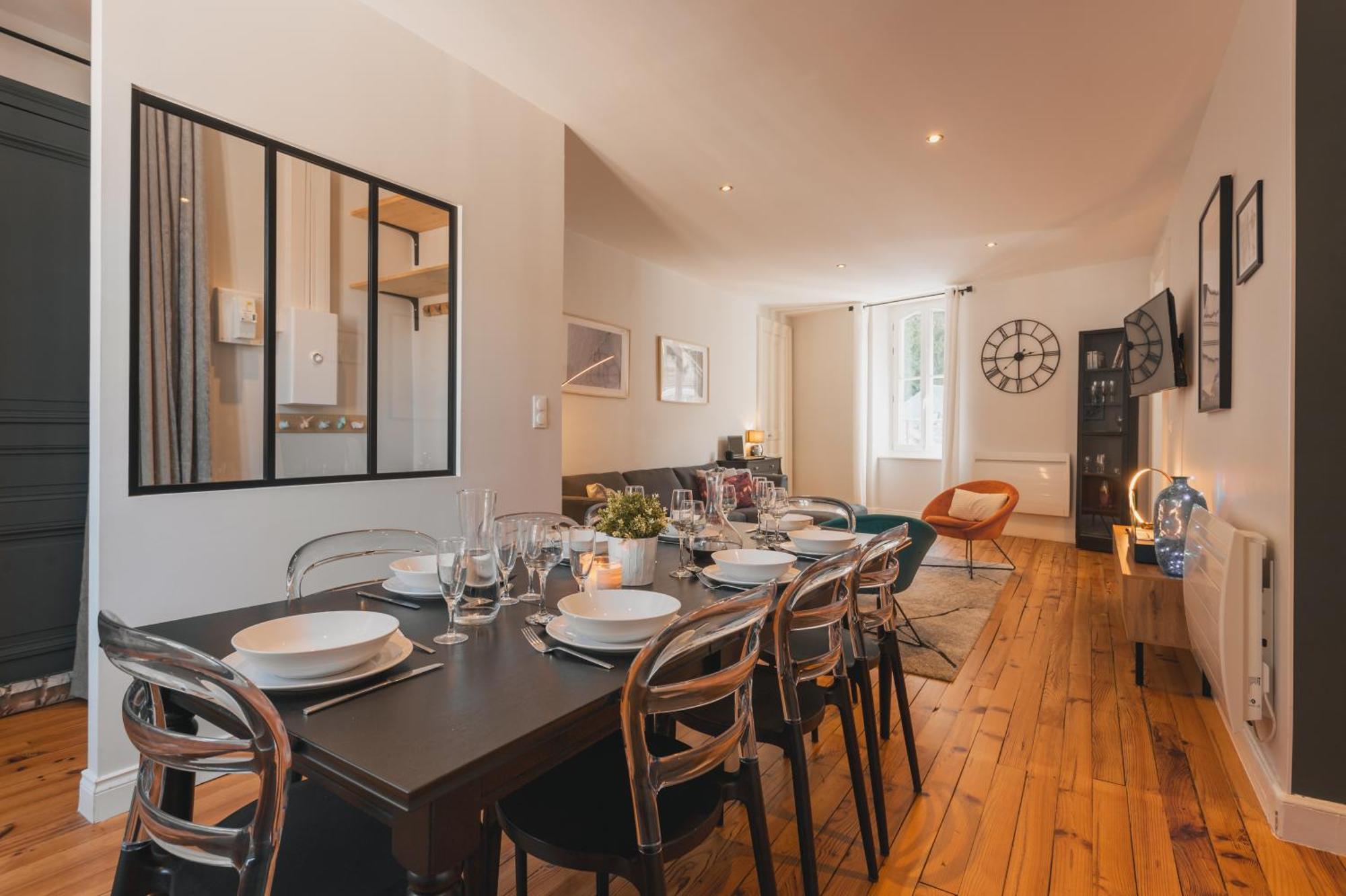 Au Dessus Des Toits Apartman Cauterets Kültér fotó